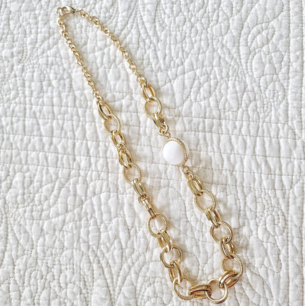 7/26 LOFT NECKLACE